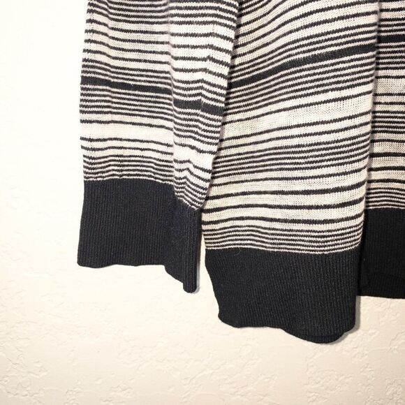 NWOT Theory Rainee P Prosecco Semi-Sheer Sweater‎ Size Large - Picture 3 of 6